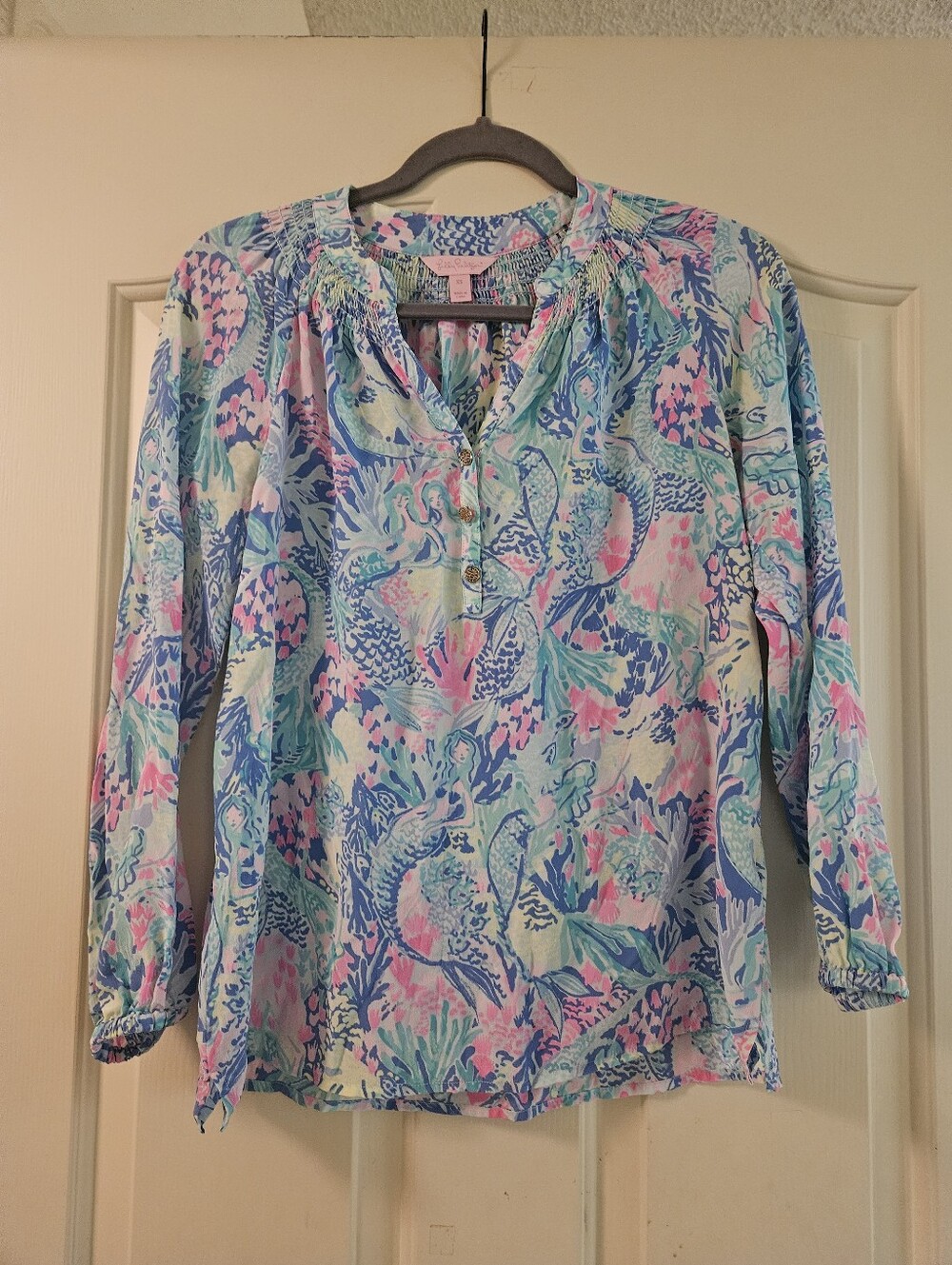 NWOT Lilly Pulitzer Pastel Floral & Tropical Print Long-Sleeve Pullover Silk Top